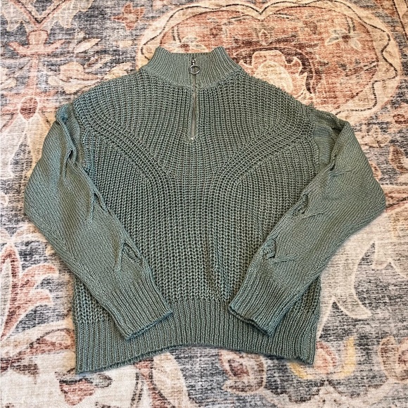 Francesca's Collections Sweaters - Francesca's Michele Zip Pull Over Green‎ Women’s Medium
